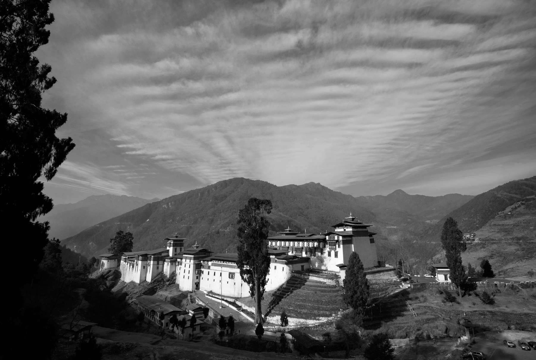 JoshuaBright_Bhutan_Bhutanese_Happiness_Buddhist_TrongsaDzong