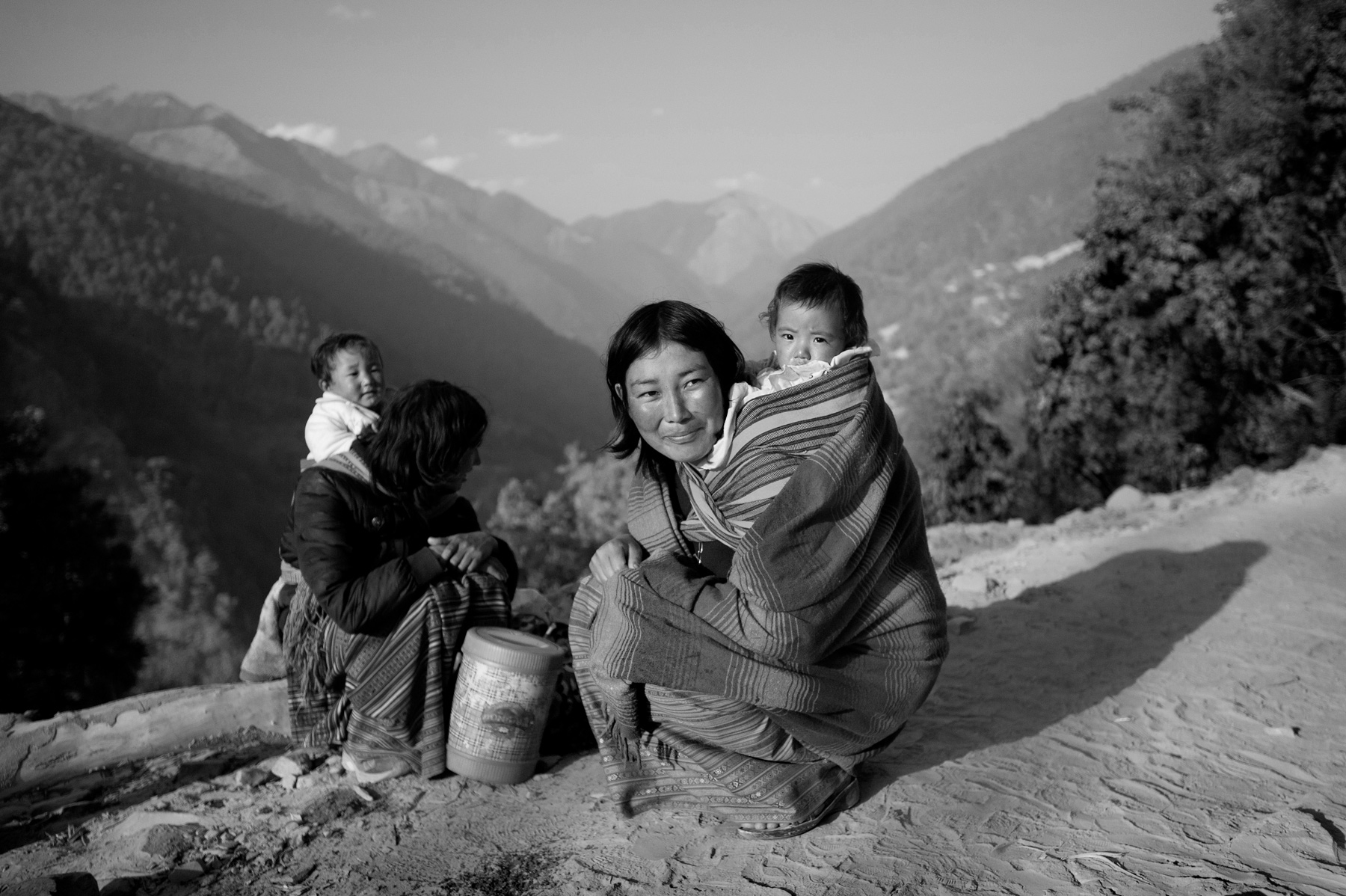 JoshuaBright_Bhutan_Bhutanese_Happiness_women